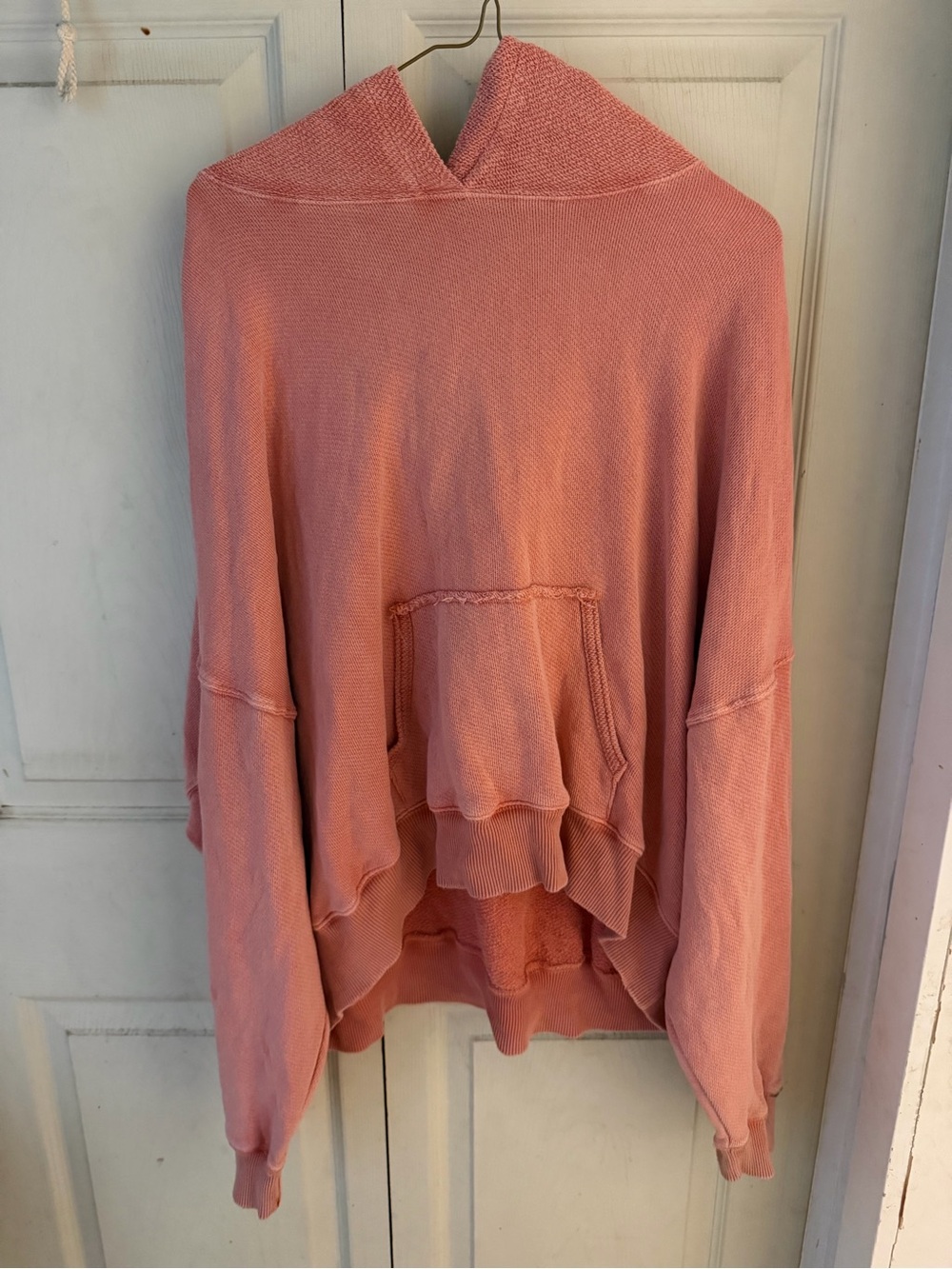 American Eagle Outfitters Coral Pink Relaxed Hoodie